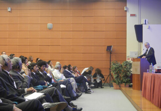 Il senatore Maurizio Romani, vicepresidente della Commissione Salute del Senato, Repubblica Italiana, ha preso parte al Congresso 