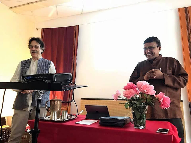  Il dr. Manohar con il dr. Morandi | Ayurvedic Point© - Scuola di Āyurveda, Milano
