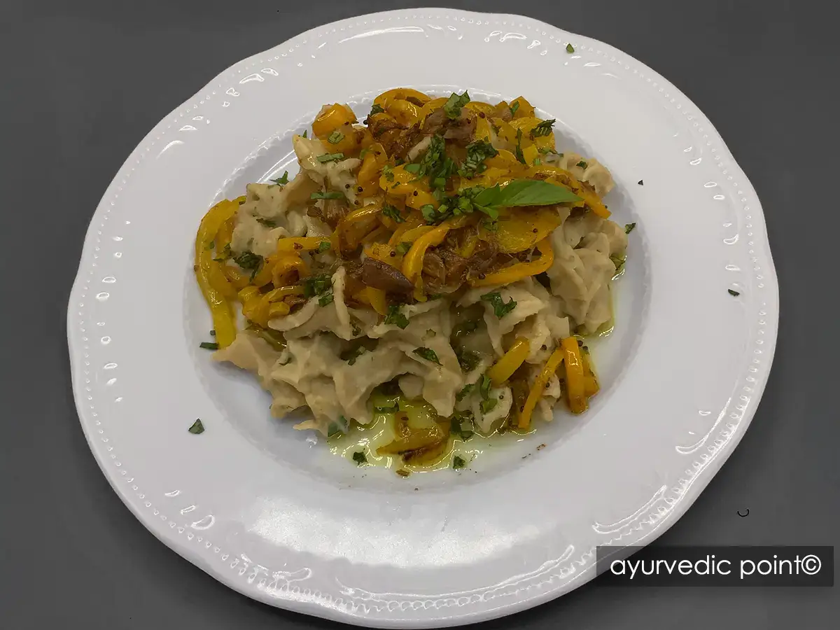 Pasta con i peperoni all'orientale, ricetta ayurvedica di settembre