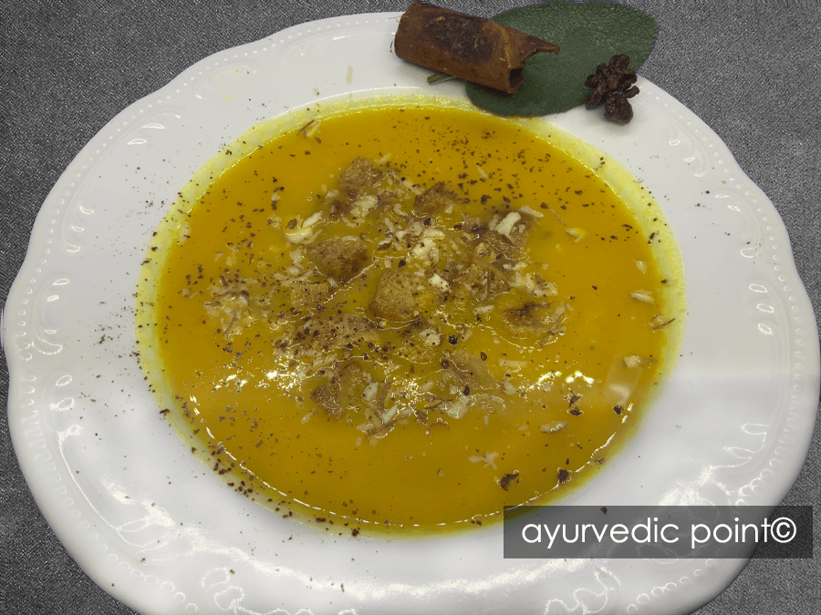Vellutata Di Zucca E Mela Renetta - Ricetta Vegetariana Ayurvedica | Ayurvedic Point©
